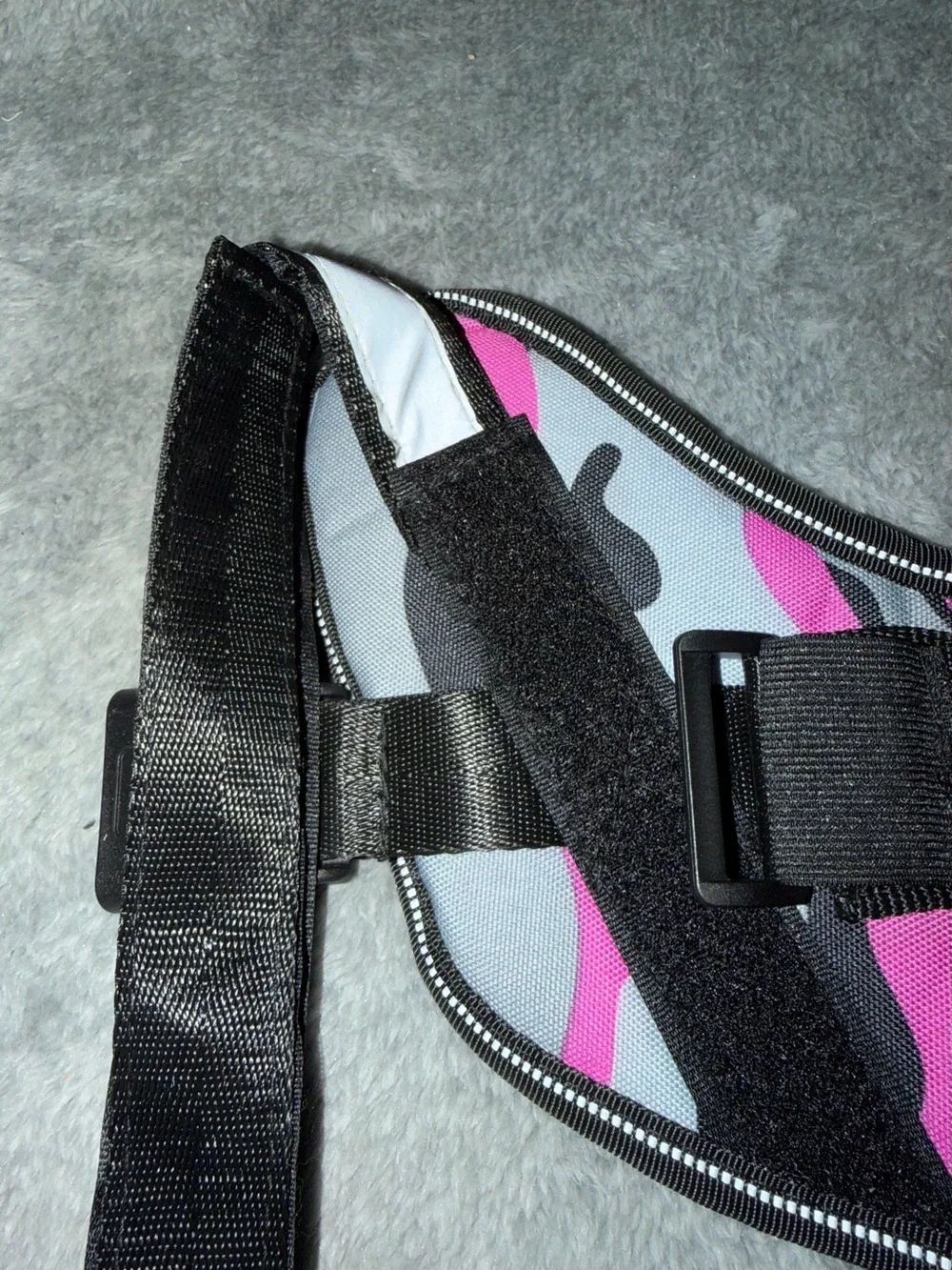 Doggy Kingdom Dog Harness Pink Camo Adjustable Straps. Sizes XS,S, M